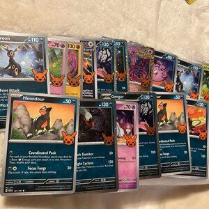Halloween pokemon collection (16 different cards)